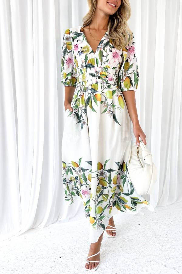 Sophisticated Dress with a Clean Classic Look