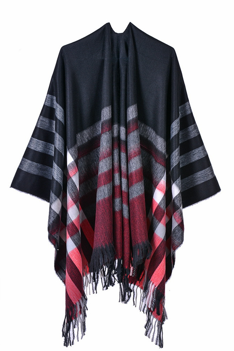 Gracefully Styled Garment for Any Occasion
