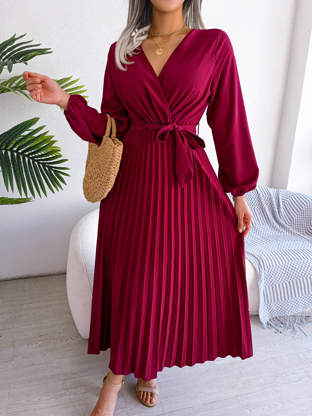 Gracefully Styled Dress for Any Occasion