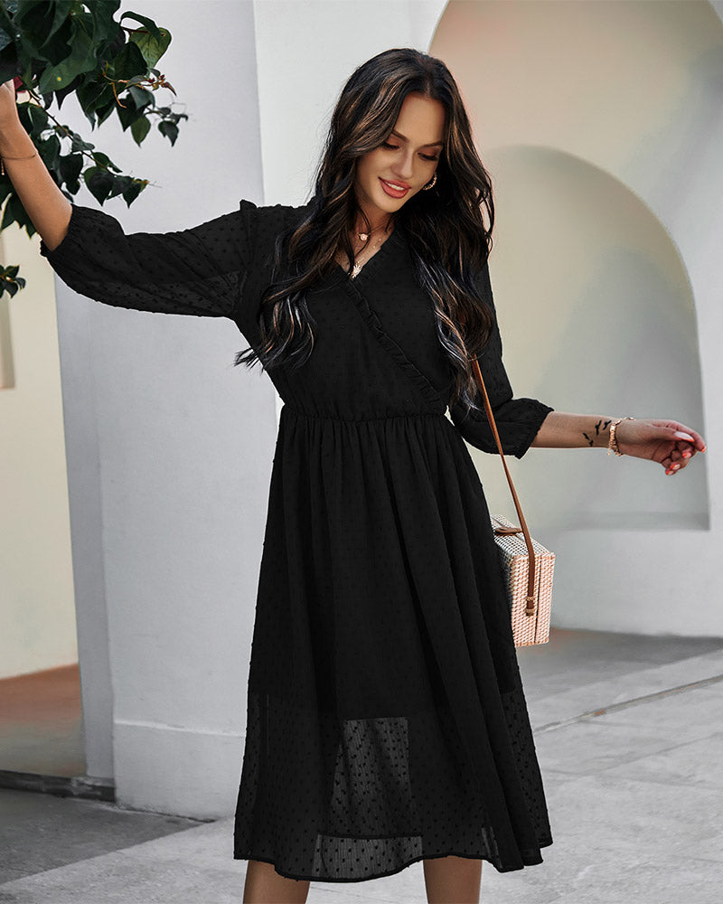 Sophisticated Dress with a Clean Classic Look