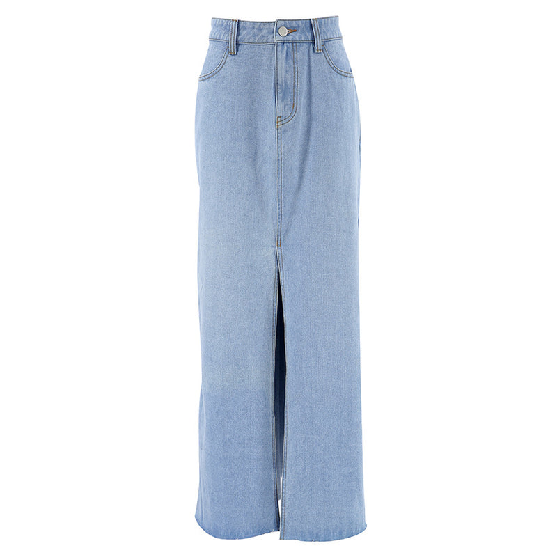 Well Tailored Garment with a Graceful Silhouette