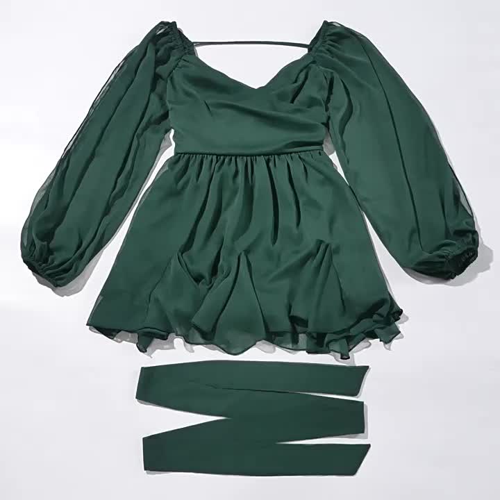 Classic Vintage & Enduringly Stylish Dress