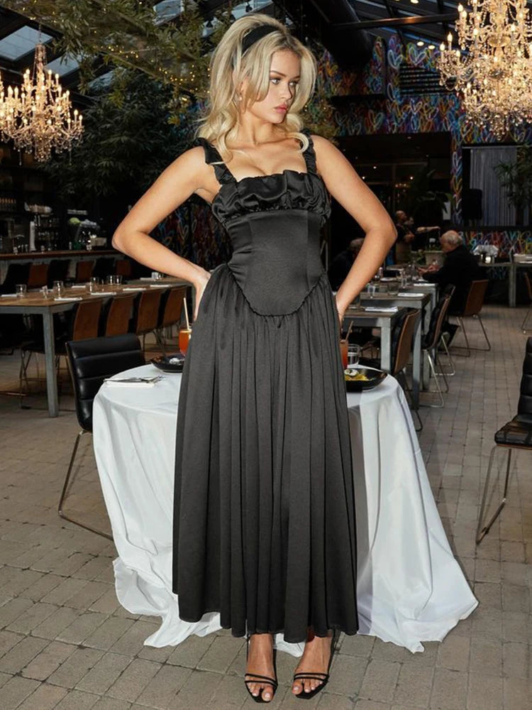 Sophisticated Dress with a Clean Classic Look