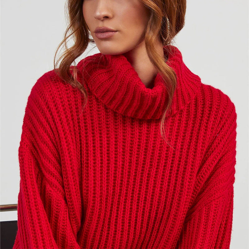 Effortlessly Elegant Sweater with a Timeless Design
