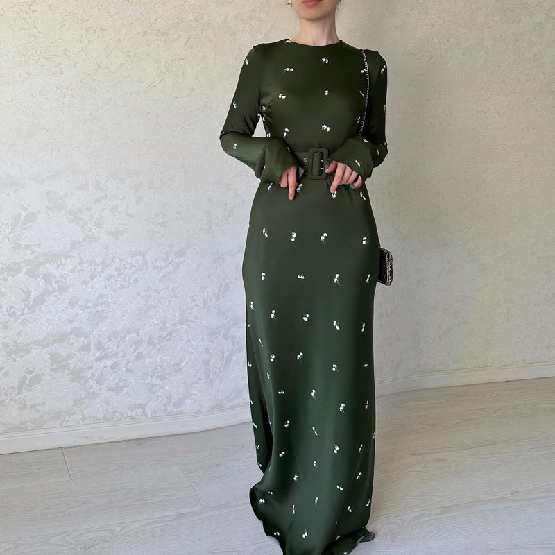 Classic Vintage & Enduringly Stylish Dress