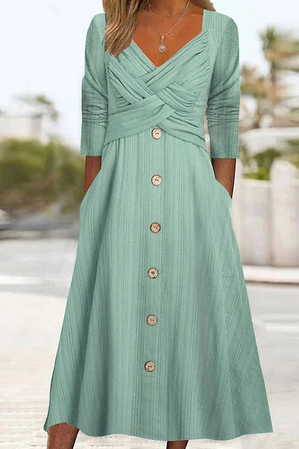 Classic Vintage Dress with a Flattering Fit