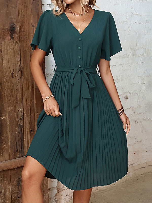 Sophisticated Dress with a Clean Classic Look
