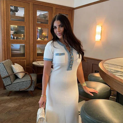 Sophisticated Dress with a Clean Classic Look