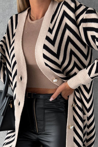Effortlessly Elegant Cardigan with a Timeless Design