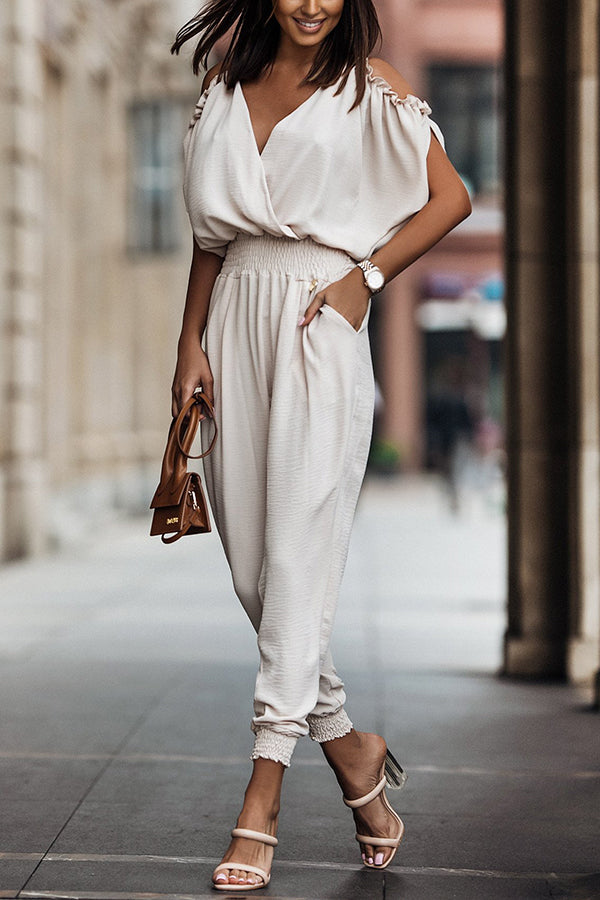 Effortlessly Elegant Garment with a Timeless Design