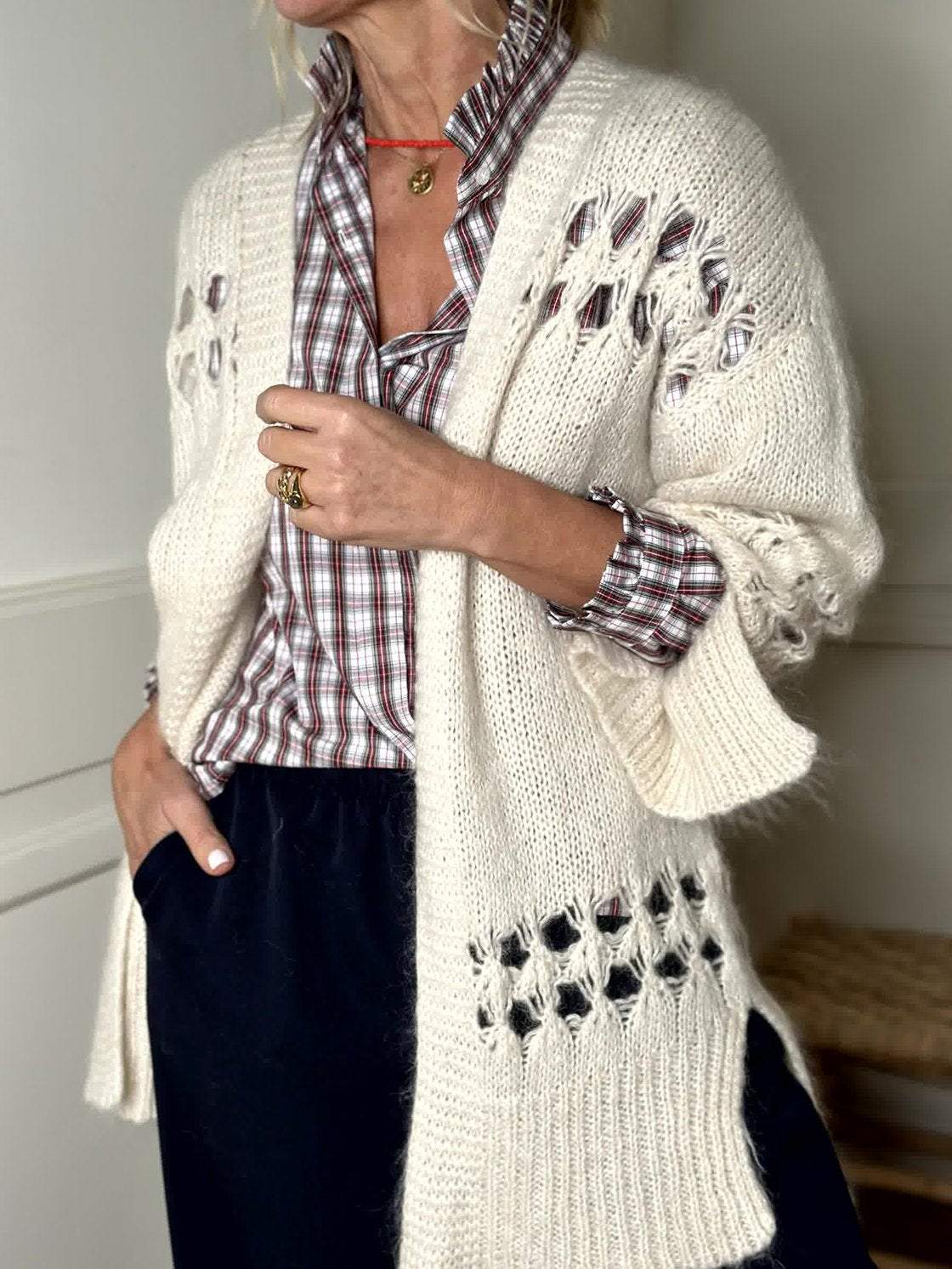 Elegantly Styled Cardigan for Everyday Wear