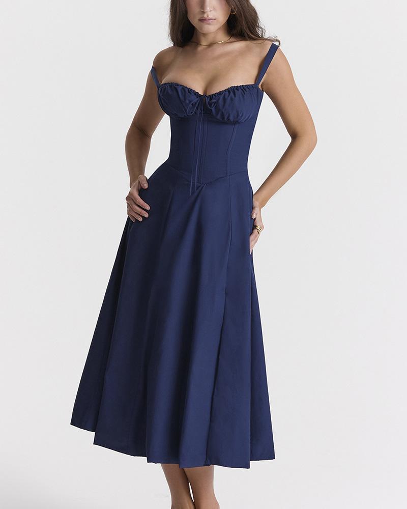 Sophisticated Dress with a Clean Classic Look