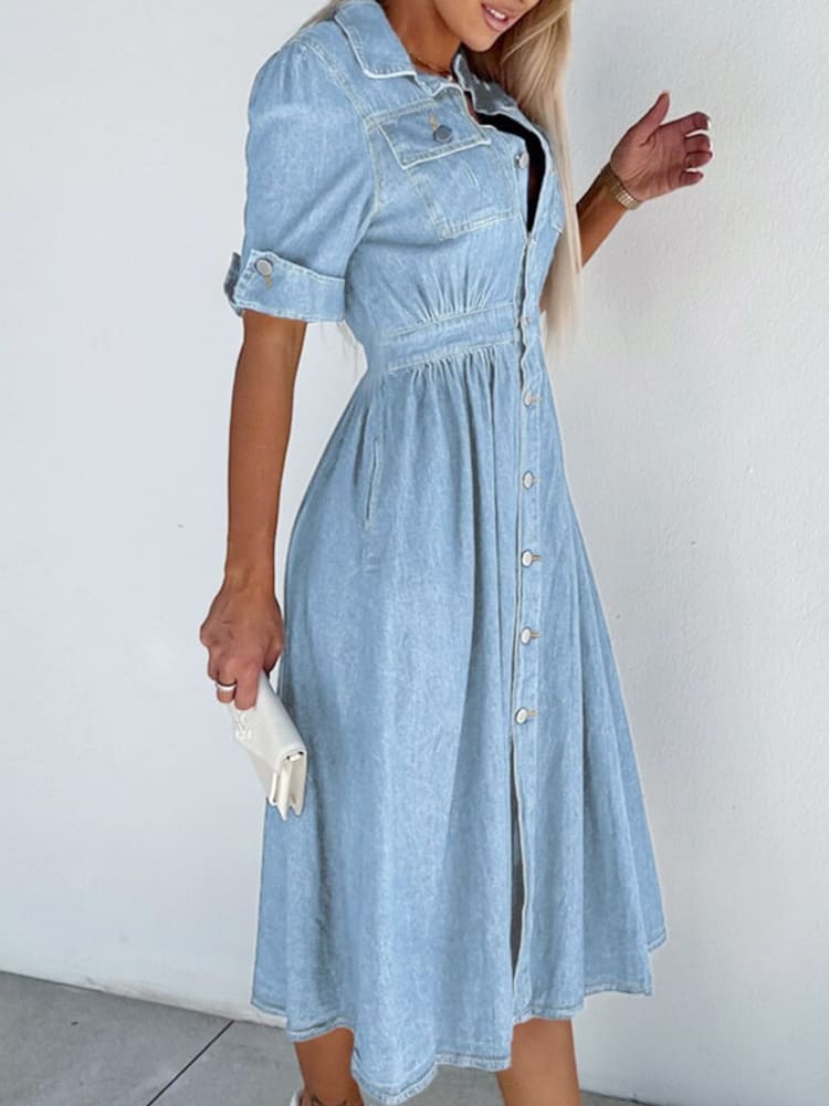 Gracefully Styled Dress for Any Occasion