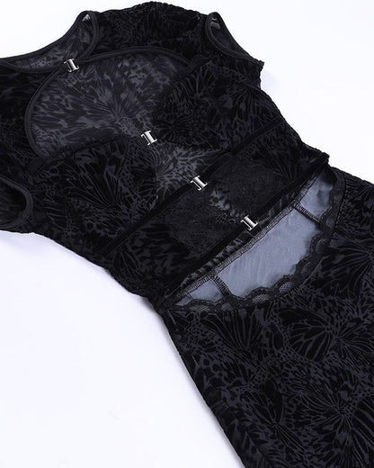 A Vintage Style Dress with Delicate Timeless Details