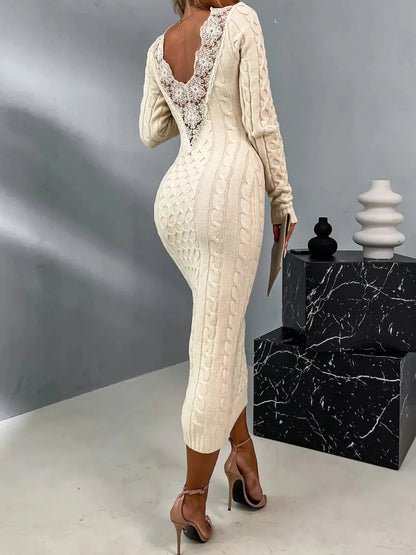 Beautifully Finished Dress in a Timeless Design