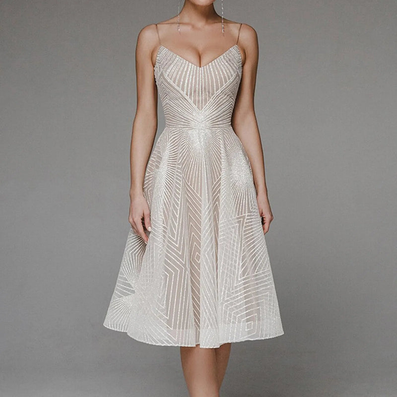 Beautifully Crafted Dress in a Classic Style