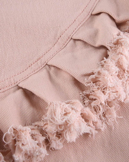 Effortlessly Elegant Pants with a Timeless Design