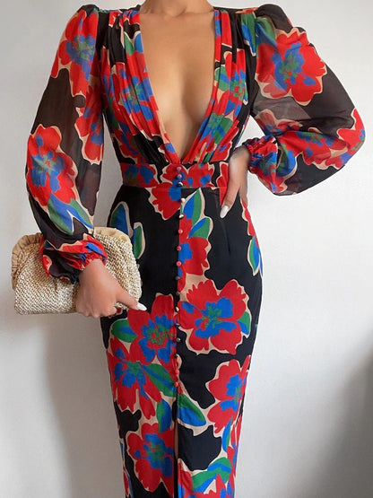 Classic Vintage & Enduringly Stylish Dress