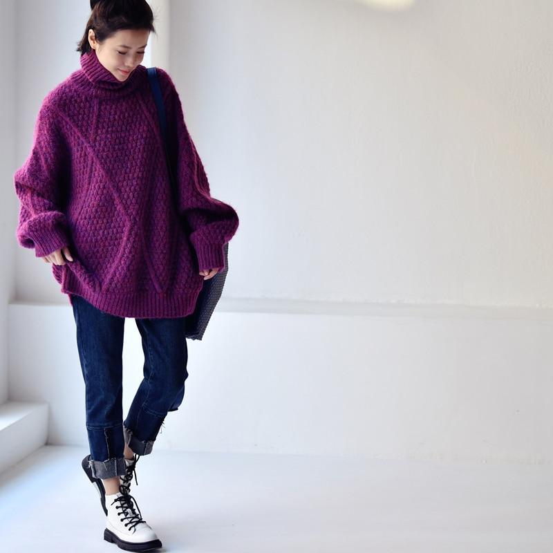 Classic Vintage Sweater with a Flattering Fit