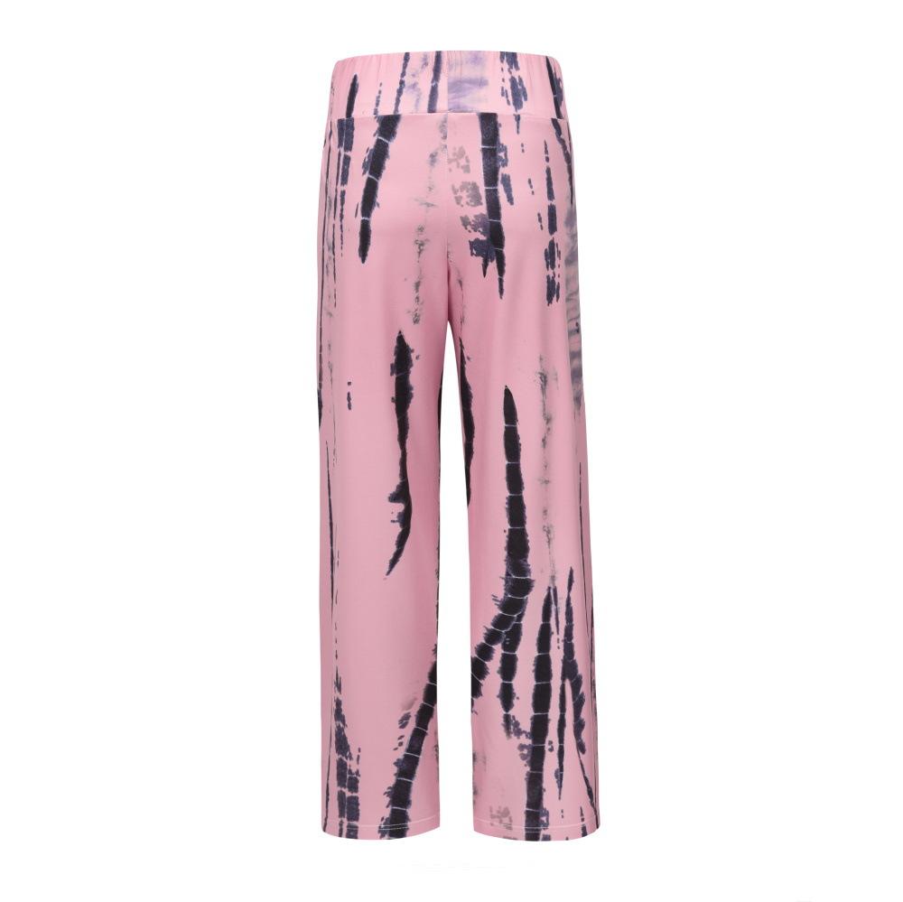 Elegantly Styled Pants for Everyday Wear