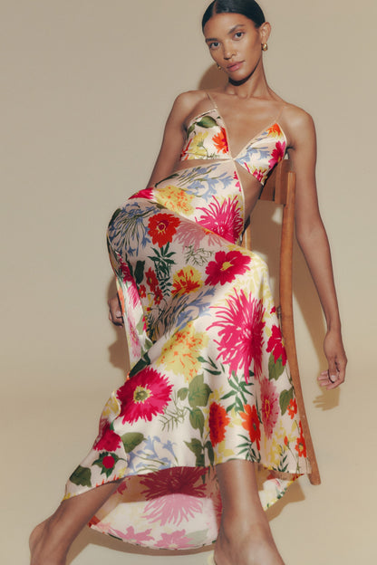 A Vintage Style Dress with Delicate Timeless Details