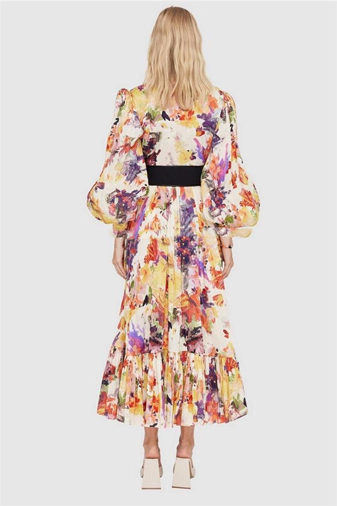 Classic Vintage & Enduringly Stylish Dress