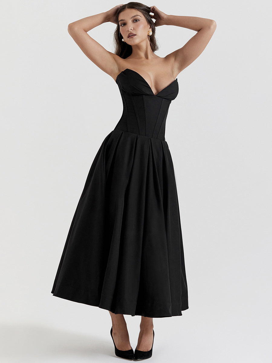 Well Tailored Dress with a Graceful Silhouette