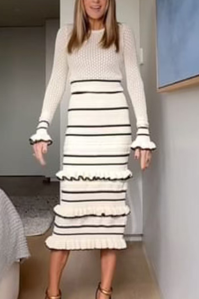 Well Tailored Dress with a Graceful Silhouette