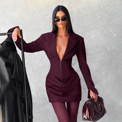 Well Tailored Dress with a Graceful Silhouette