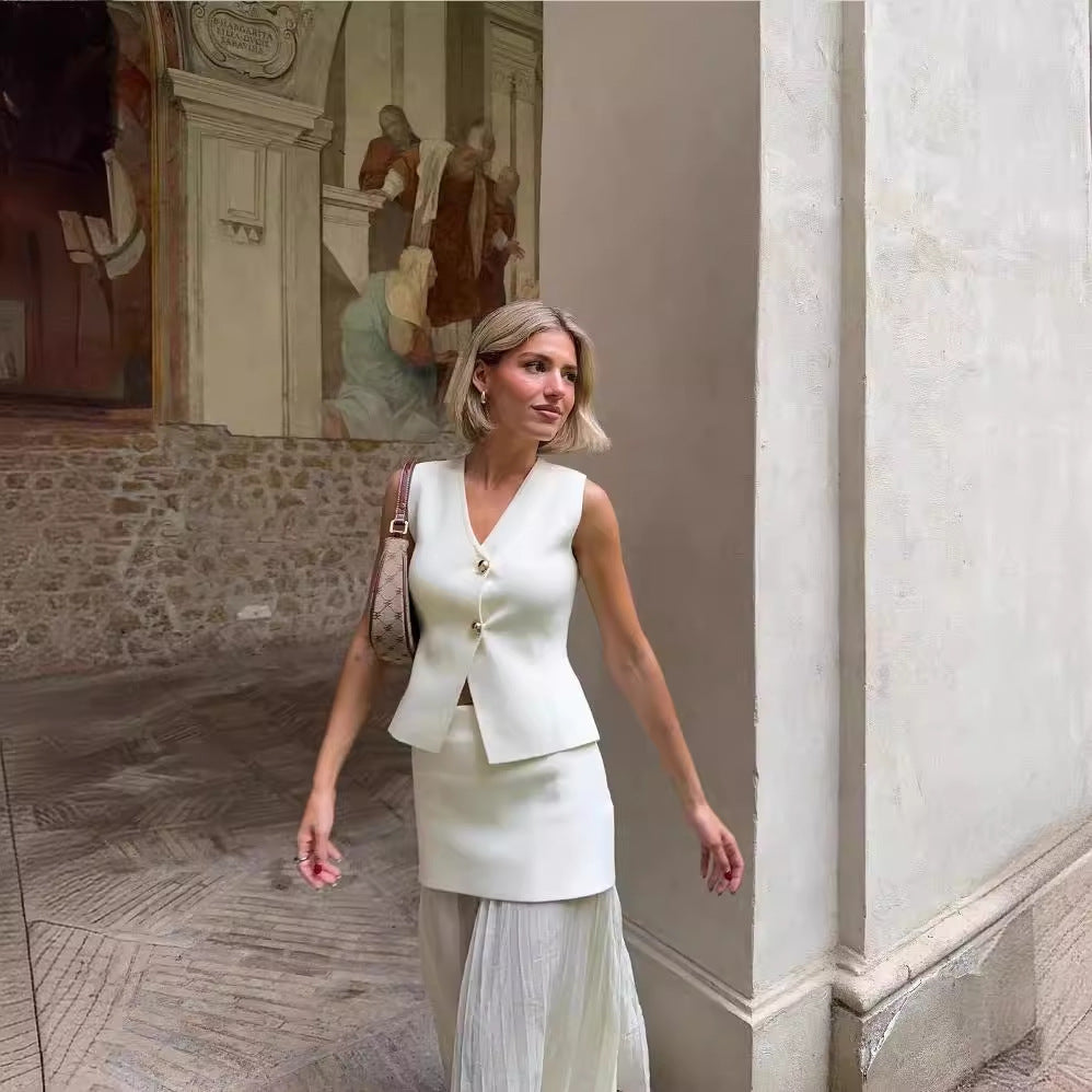Polished Garment with an Effortless Classic Look