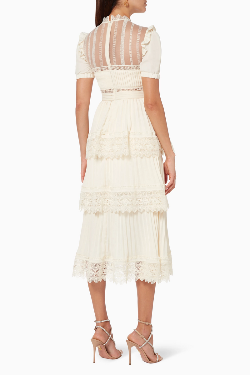 Classic Vintage & Enduringly Stylish Dress