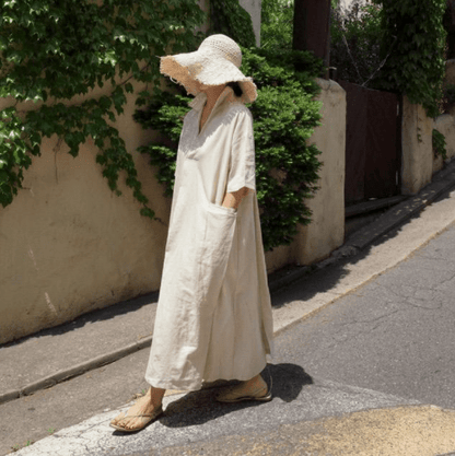 Effortlessly Elegant Blouse with a Timeless Design