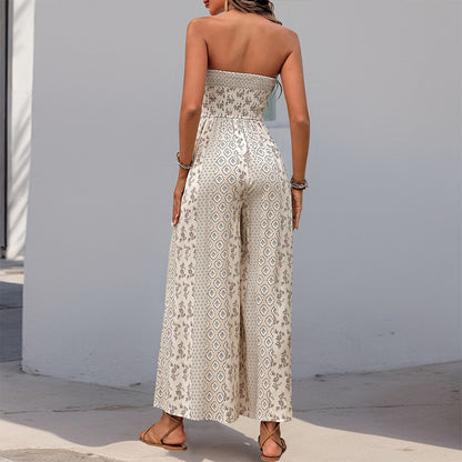 Well Tailored Top with a Graceful Silhouette