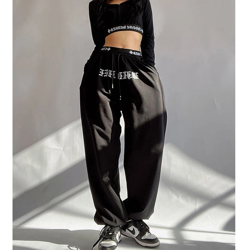 Sophisticated Pants with a Clean Classic Look