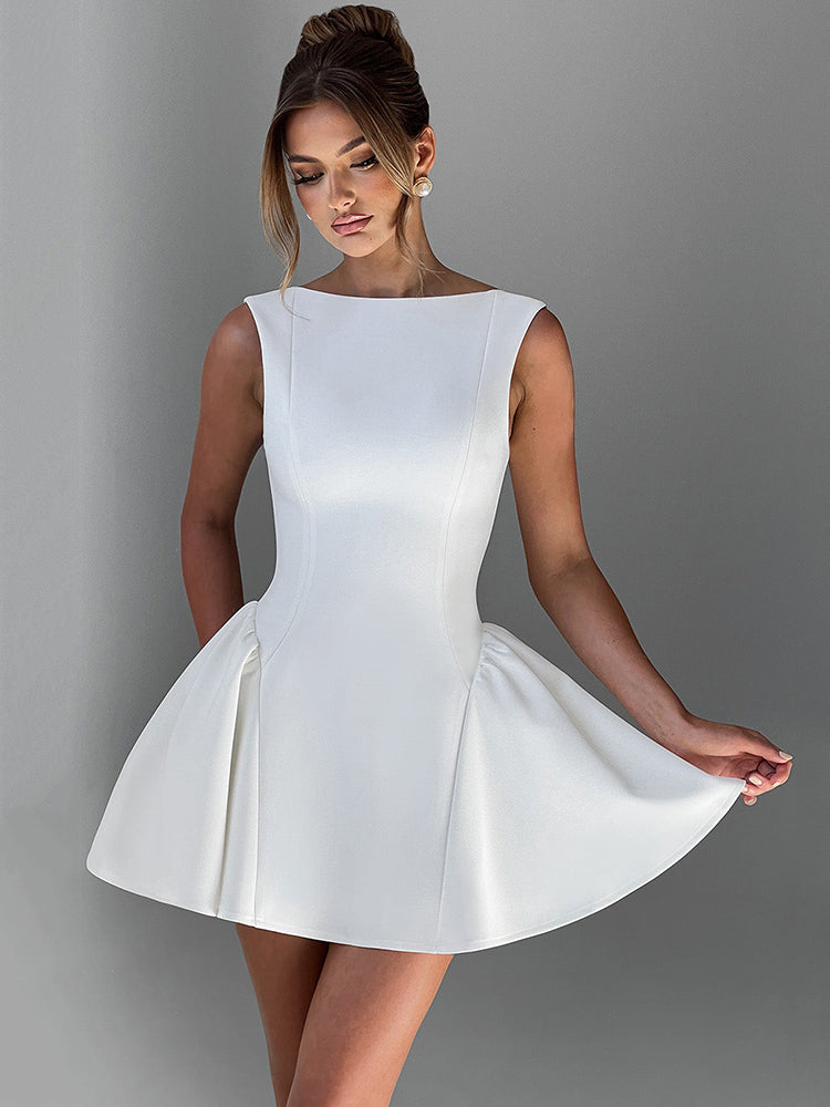 Sophisticated Dress with a Clean Classic Look