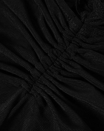 Well Tailored Pants with a Graceful Silhouette