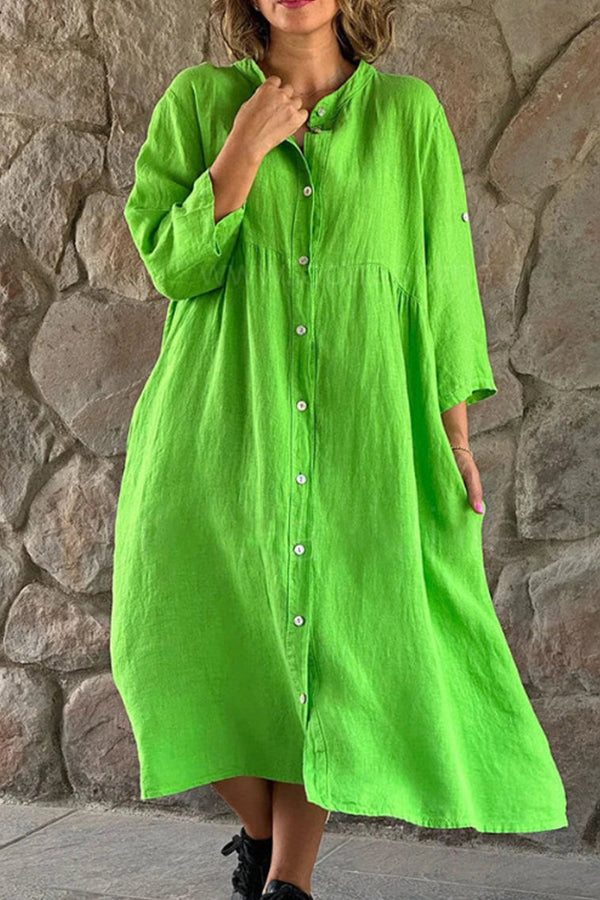 Well Tailored Dress with a Graceful Silhouette