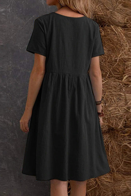 Polished Dress with an Effortless Classic Look