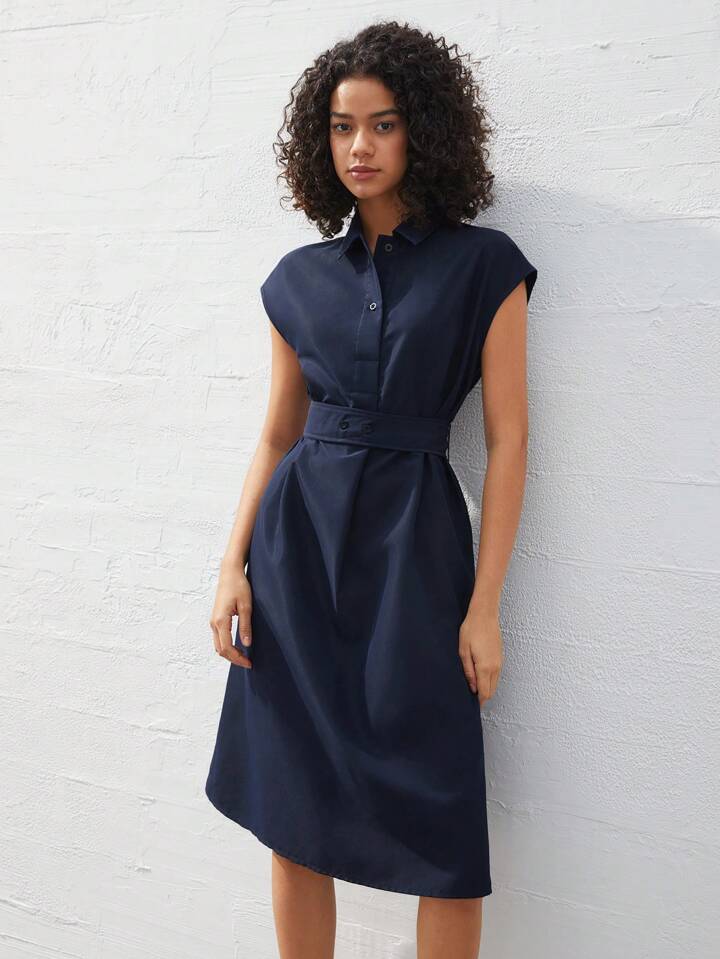 Effortlessly Elegant Dress with a Timeless Design