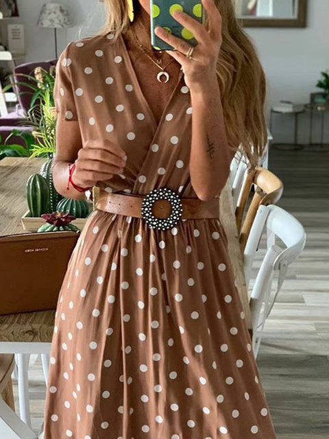 Classic Vintage & Enduringly Stylish Dress