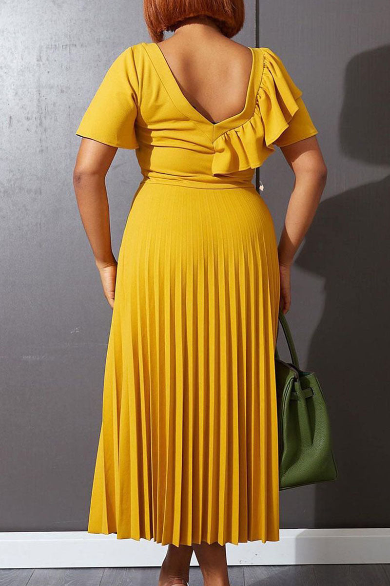 A Vintage Style Dress with Delicate Timeless Details