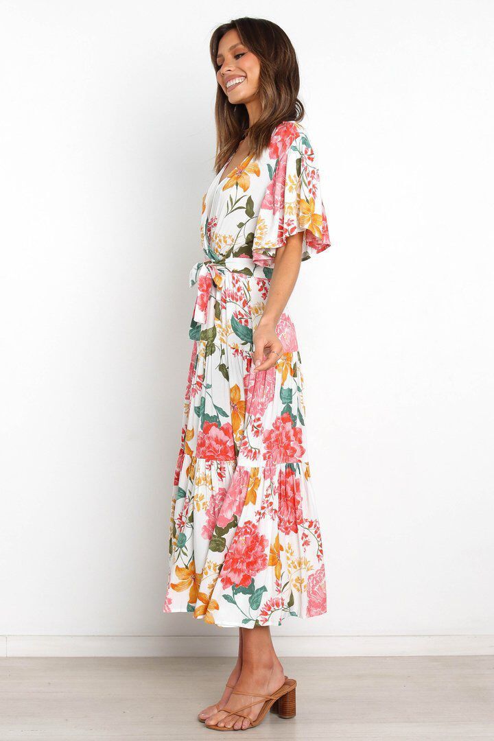 Beautifully Crafted Dress in a Classic Style