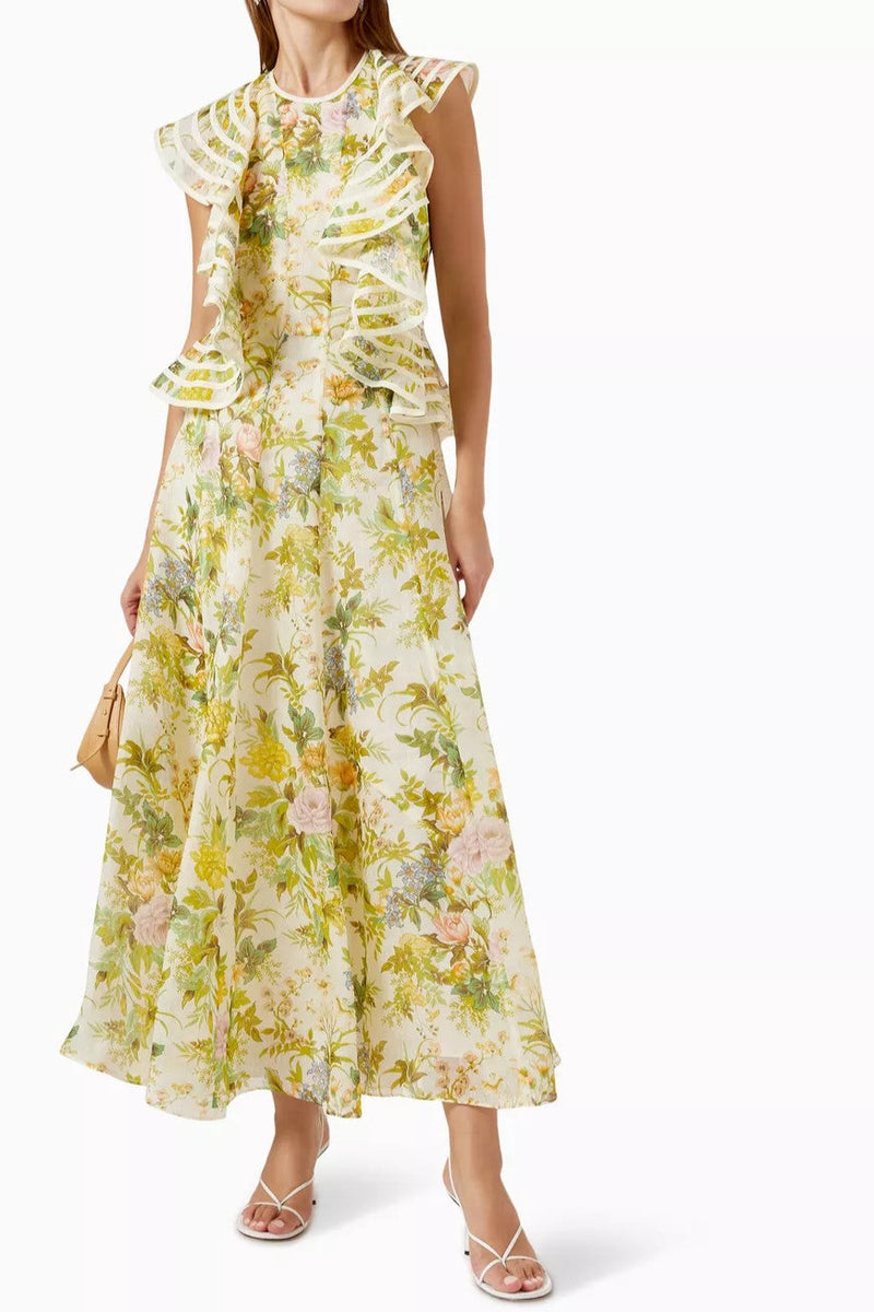 Sophisticated Dress with a Clean Classic Look