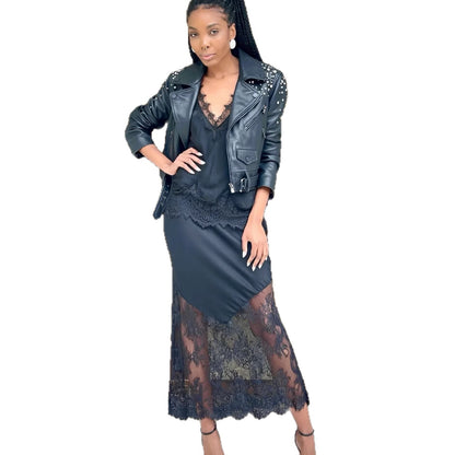 Classic Vintage Garment with a Flattering Fit