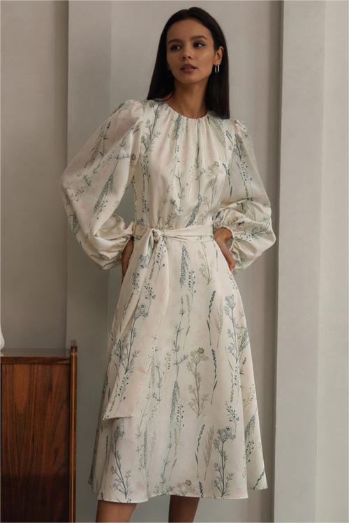 Effortlessly Elegant Dress with a Timeless Design