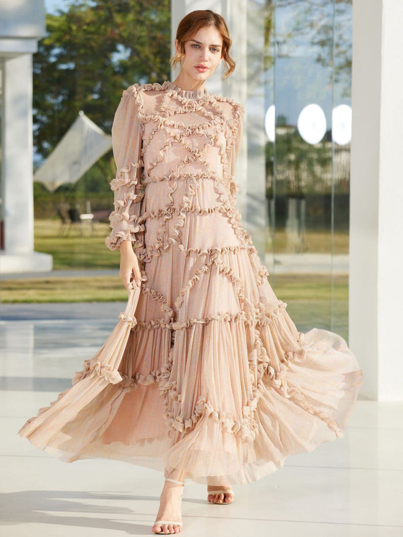 Effortlessly Elegant Dress with a Timeless Design