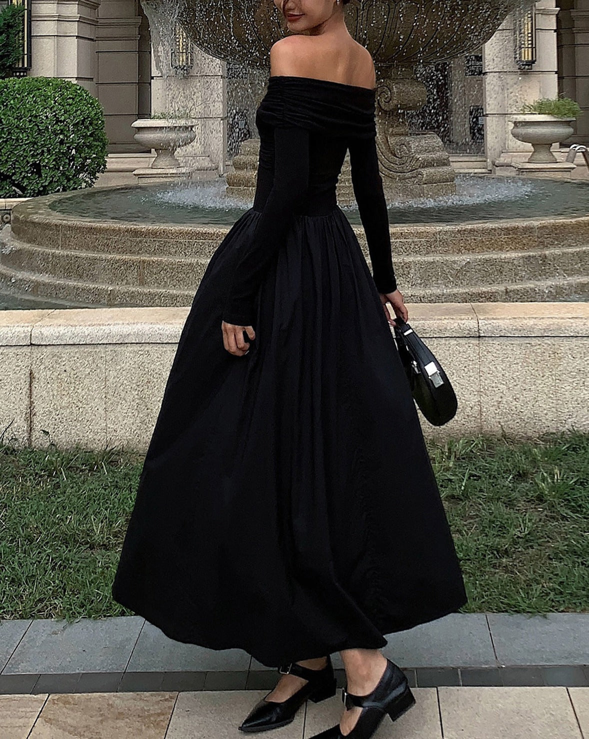 Classic Vintage & Enduringly Stylish Dress