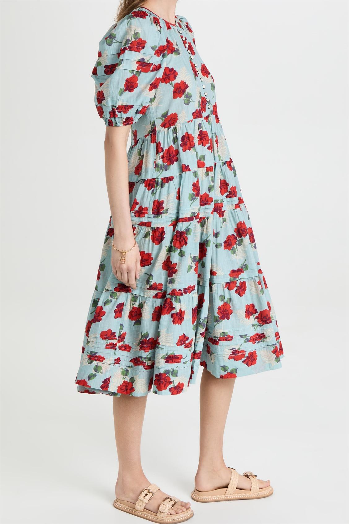 Classic Vintage Dress with a Flattering Fit