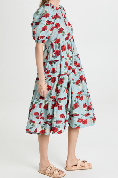 Classic Vintage Dress with a Flattering Fit