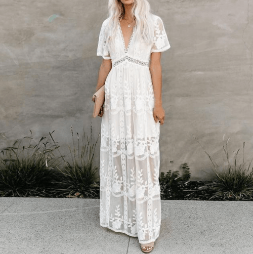 Gracefully Styled Dress for Any Occasion